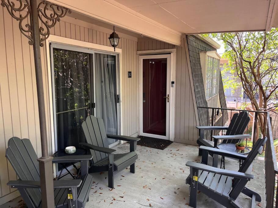 Healing Haven King Bed Suite Dallas Esterno foto
