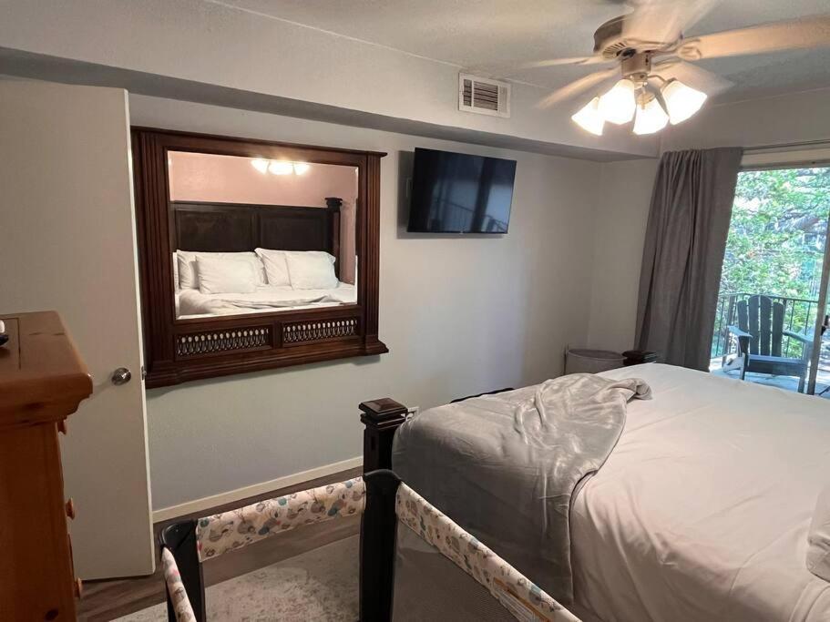 Healing Haven King Bed Suite Dallas Esterno foto